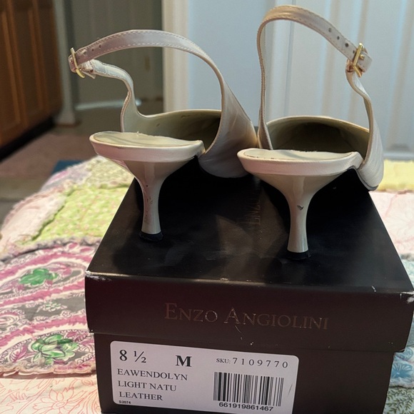 Enzo Angiolini Cream Slingback Heels - Picture 5 of 6